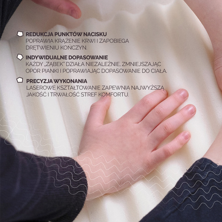 MISIOO  Ergonomiczny fotel wypoczynkowy dla dzieci MOONI, jasny róż, sztruks premium